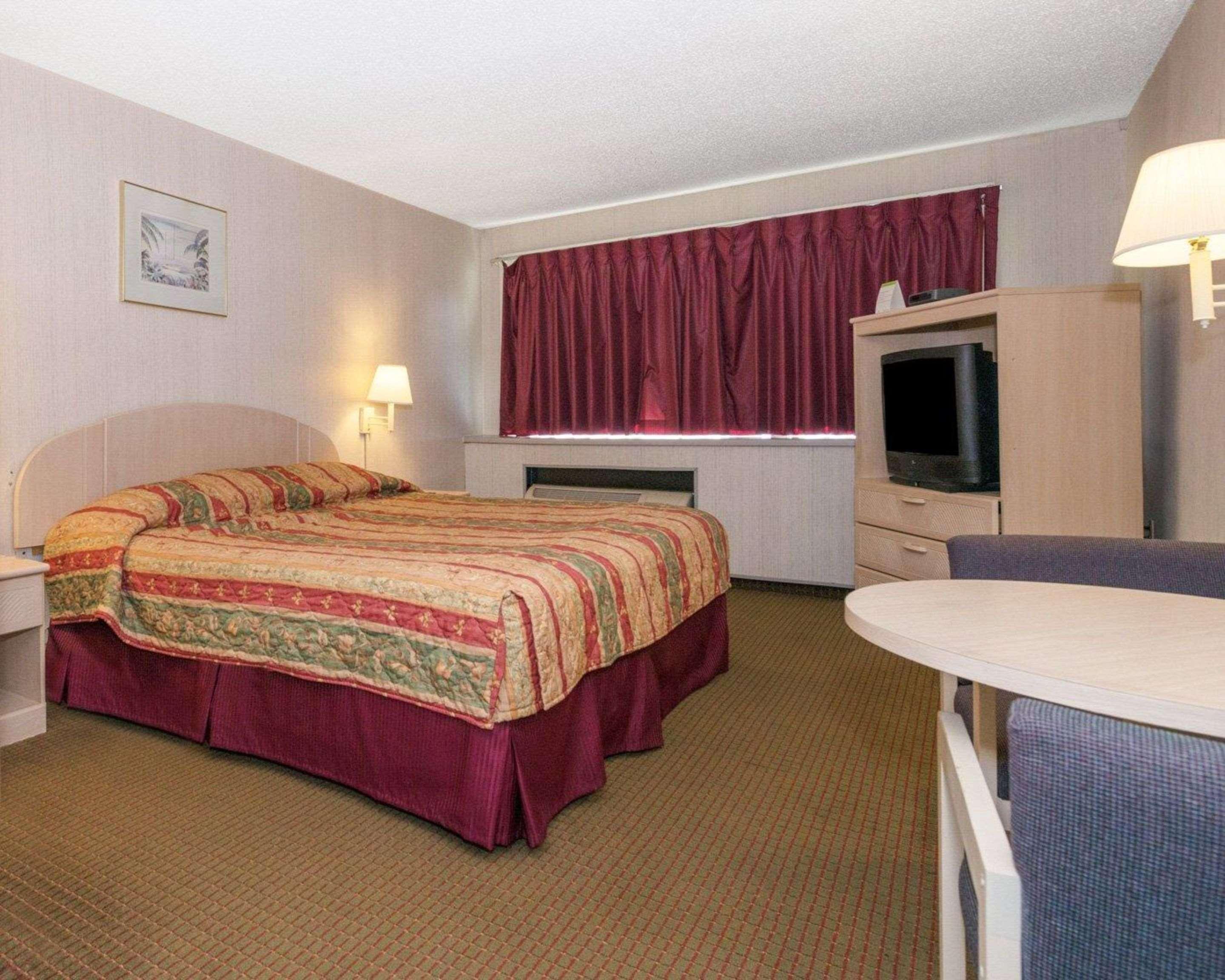 Rodeway Inn Annapolis Bagian luar foto
