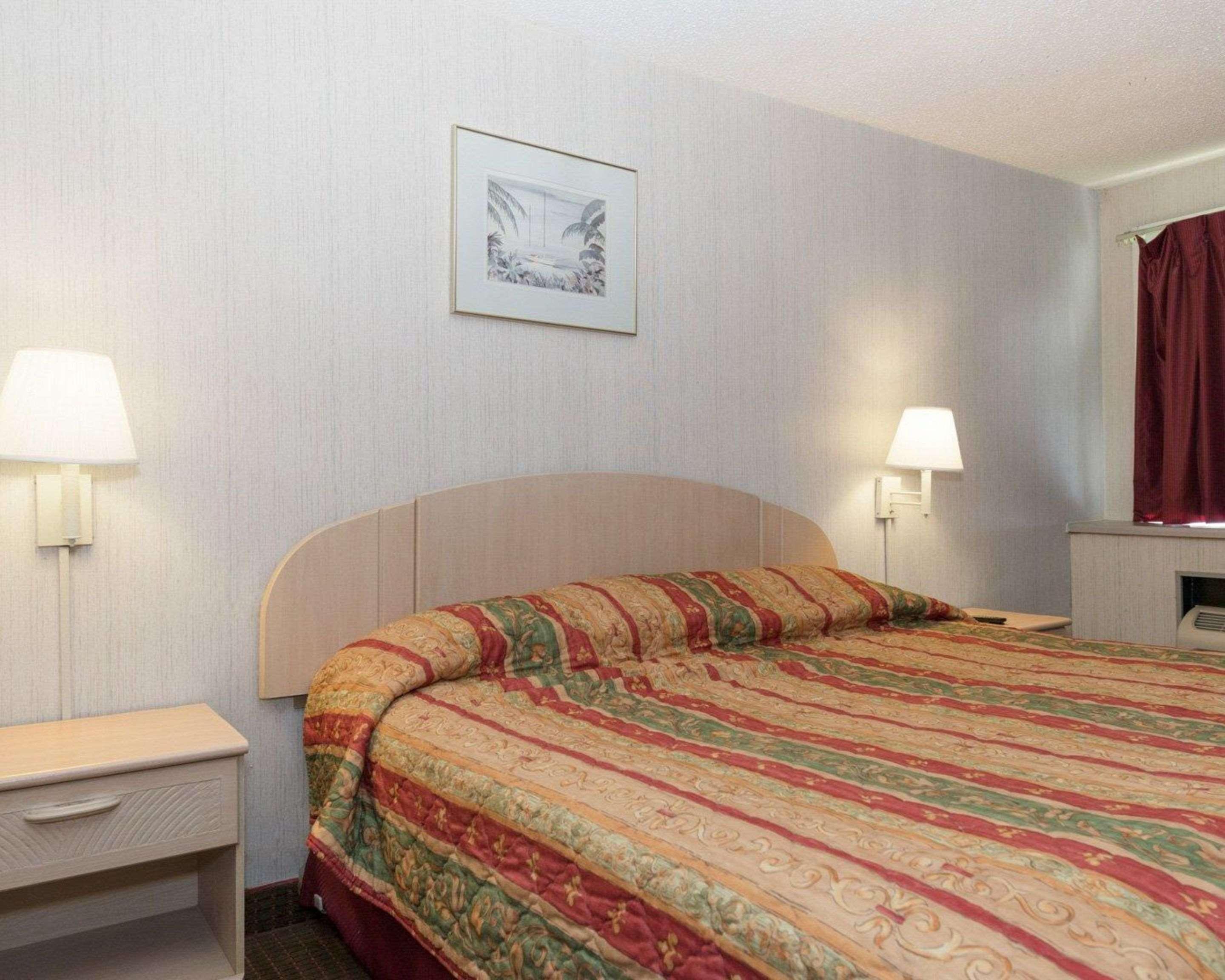 Rodeway Inn Annapolis Bagian luar foto