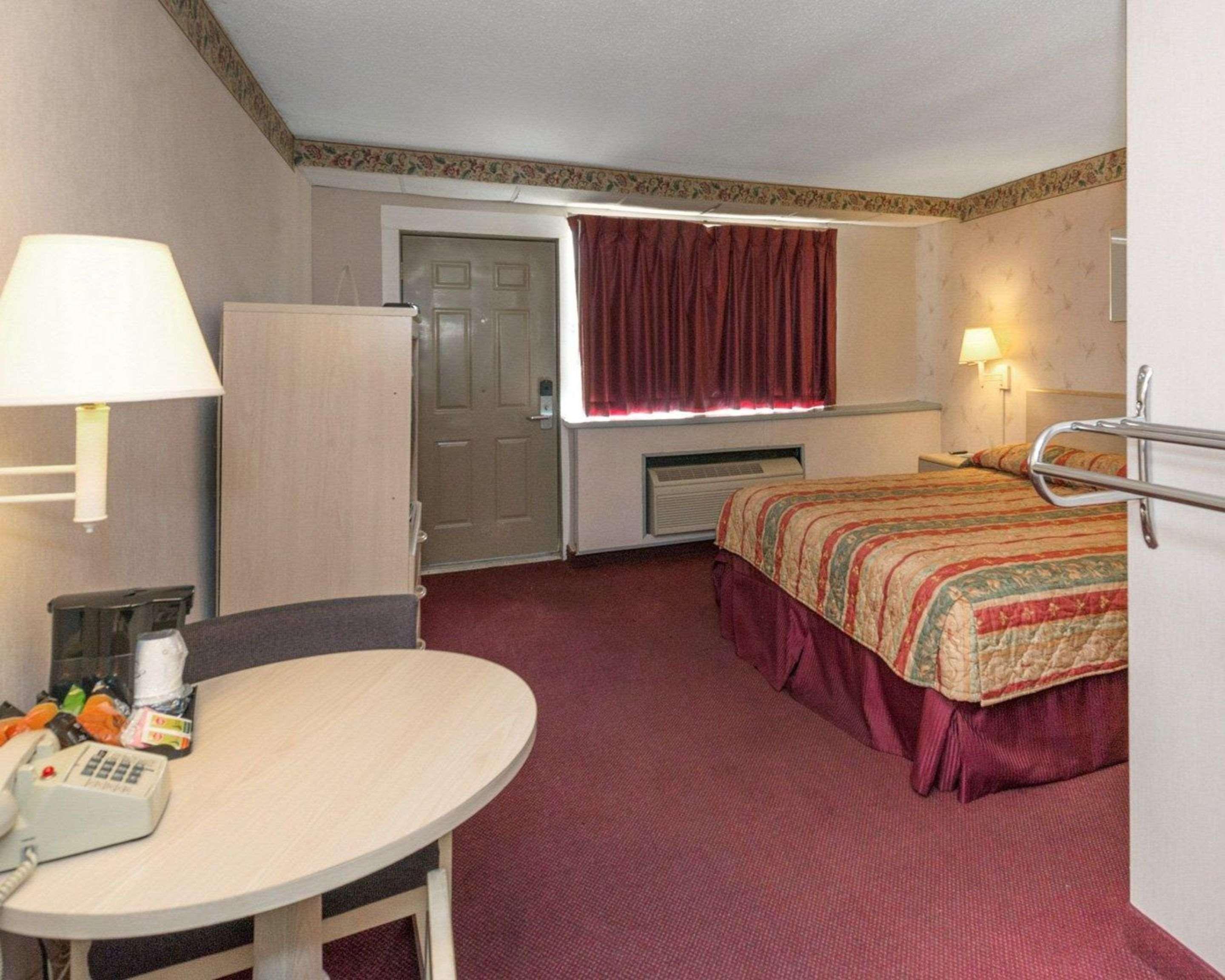Rodeway Inn Annapolis Bagian luar foto